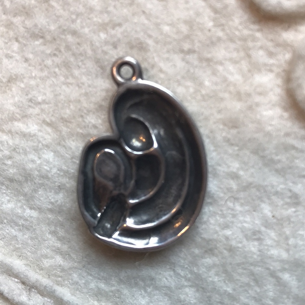 Charm- Sterling Silver Madonna and Child - Picture 2 of 5